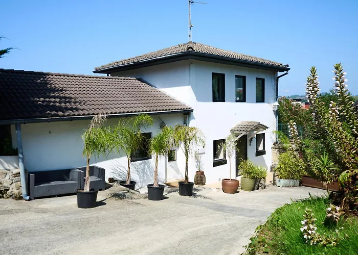 Habitación Azul En Casa Con Encanto Alojamento de Acomodação e Pequeno-almoço Irun